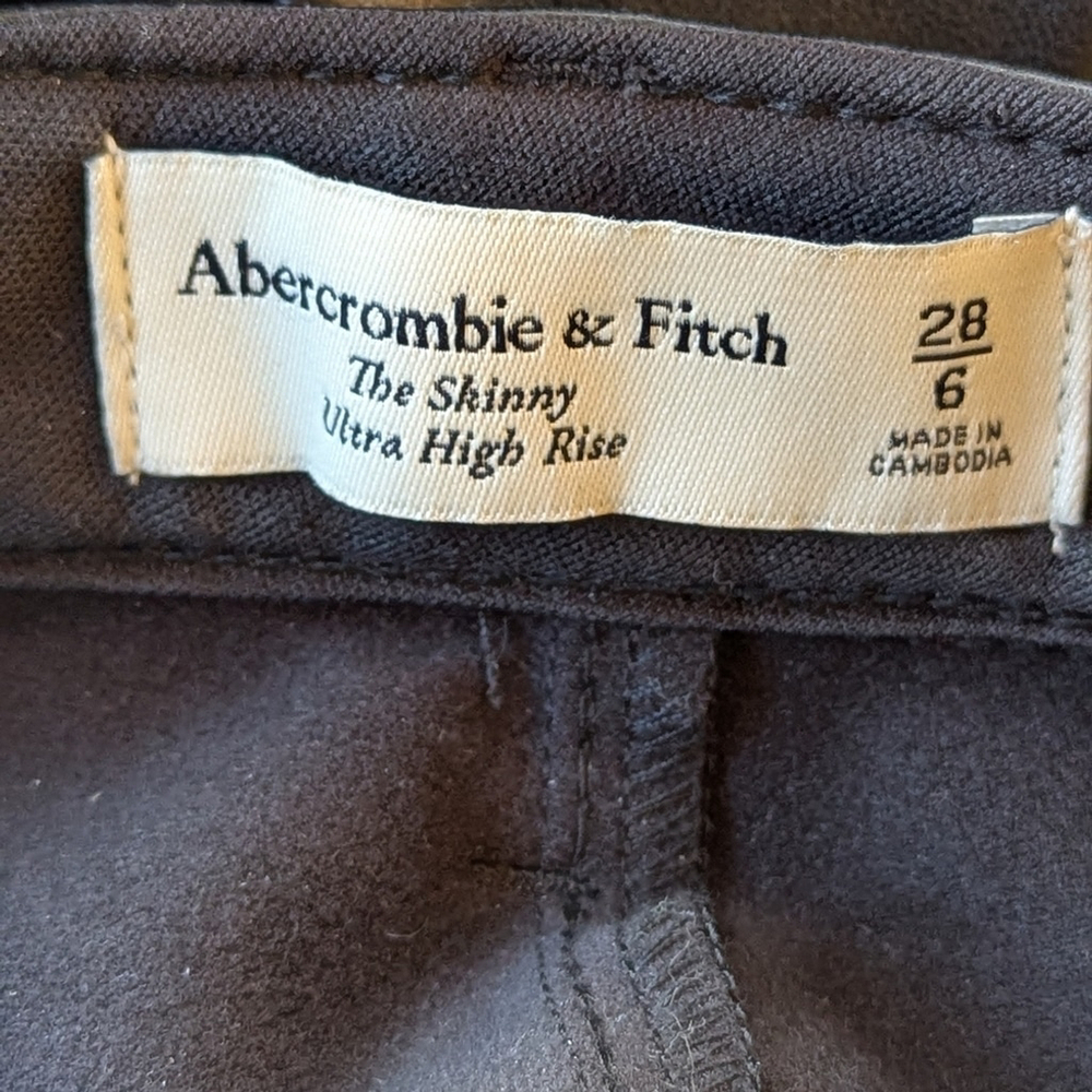 Abercrombie & Fitch Faux Leather Front Split Hem Slim Flare Pants Women's Sz 6 - Picture 8 of 12